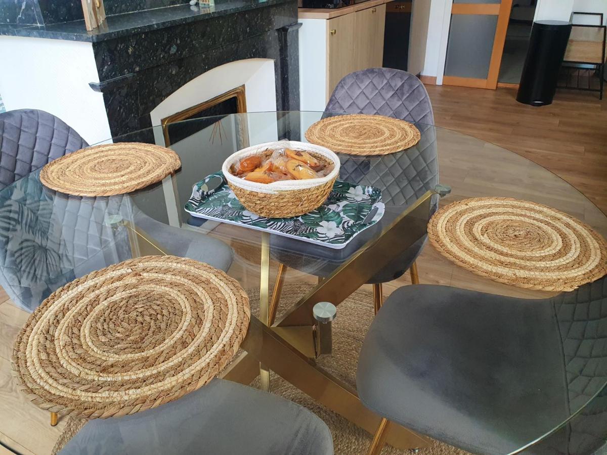 Appartement A L Ombre Des Remparts 3 *